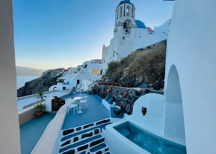 Blue Sky Cave House