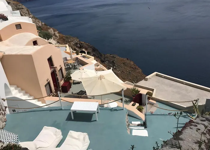 Blue Sky Cave House