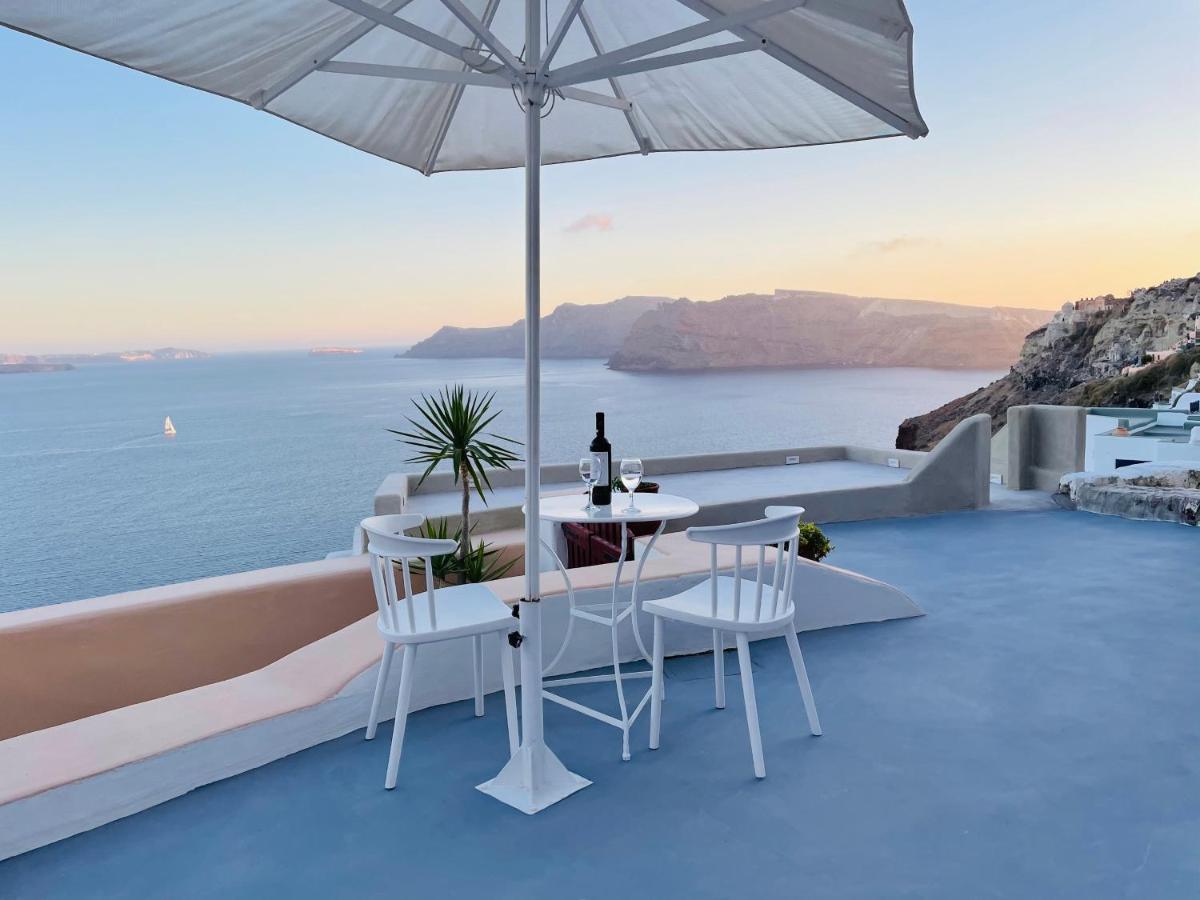Blue Sky Cave House * Oía